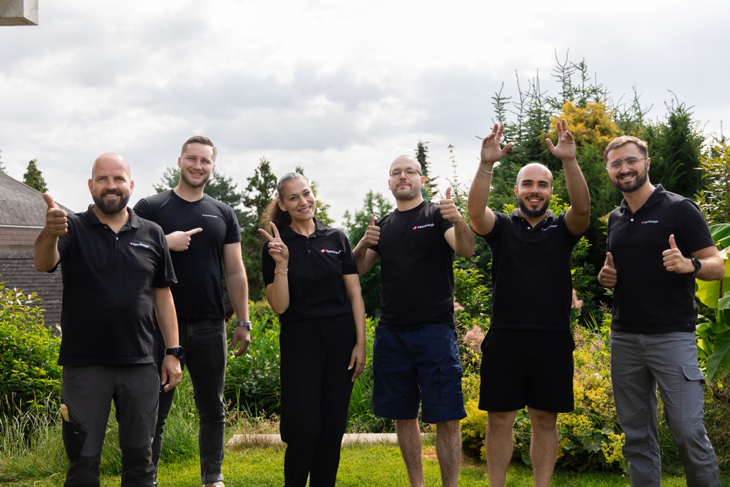 AlpenEnergie Team bei der Arbeit