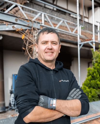 Igor Morari, Solarmonteur bei AlpenEnergie